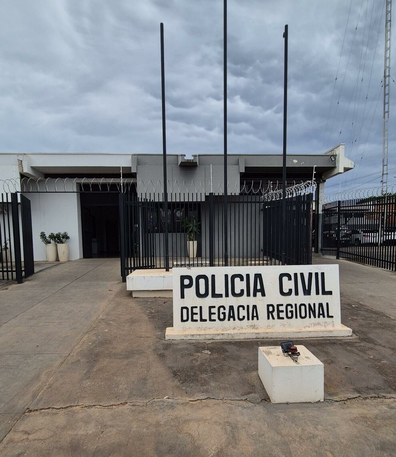 Imagem de compartilhamento para o artigo Indivíduo condenado por furto qualificado é preso após um mês em Paranaíba da MS Todo dia